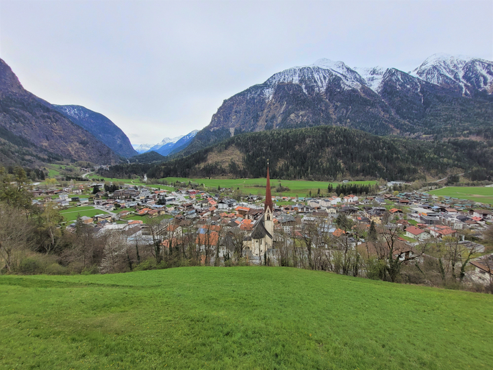  (Vergrößert das Bild in einem Dialog Fenster)