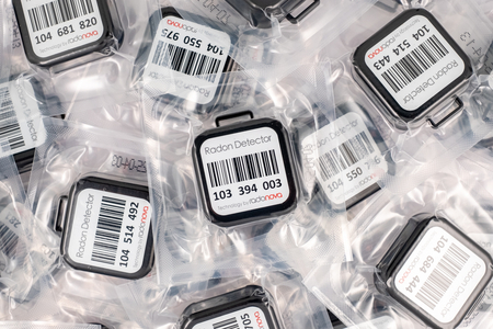  (Vergrößert das Bild in einem Dialog Fenster)